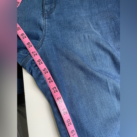 Gloria Vanderbilt Women Amanda Jeans Size 16P Petite Stretch Denim - Picture 6 of 10